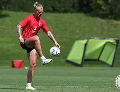 圣安东尼奥马刺训练开放日，转会期单刀错失引欢呼，欧超杯在即，球队文化再被提及的简单介绍-欧博体育