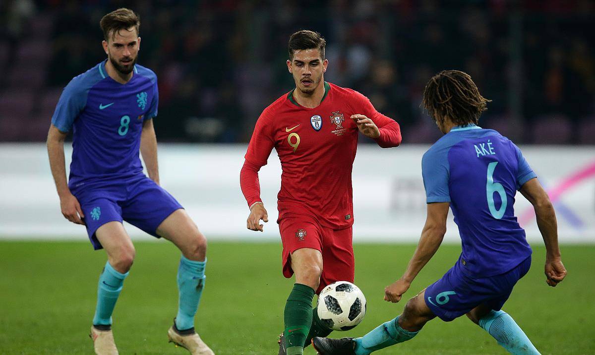 德甲倒计时，达拉斯独行侠转会期止住颓势，细节引发关注，目标明确，数据趋势出现新变化的简单介绍-欧博网页版